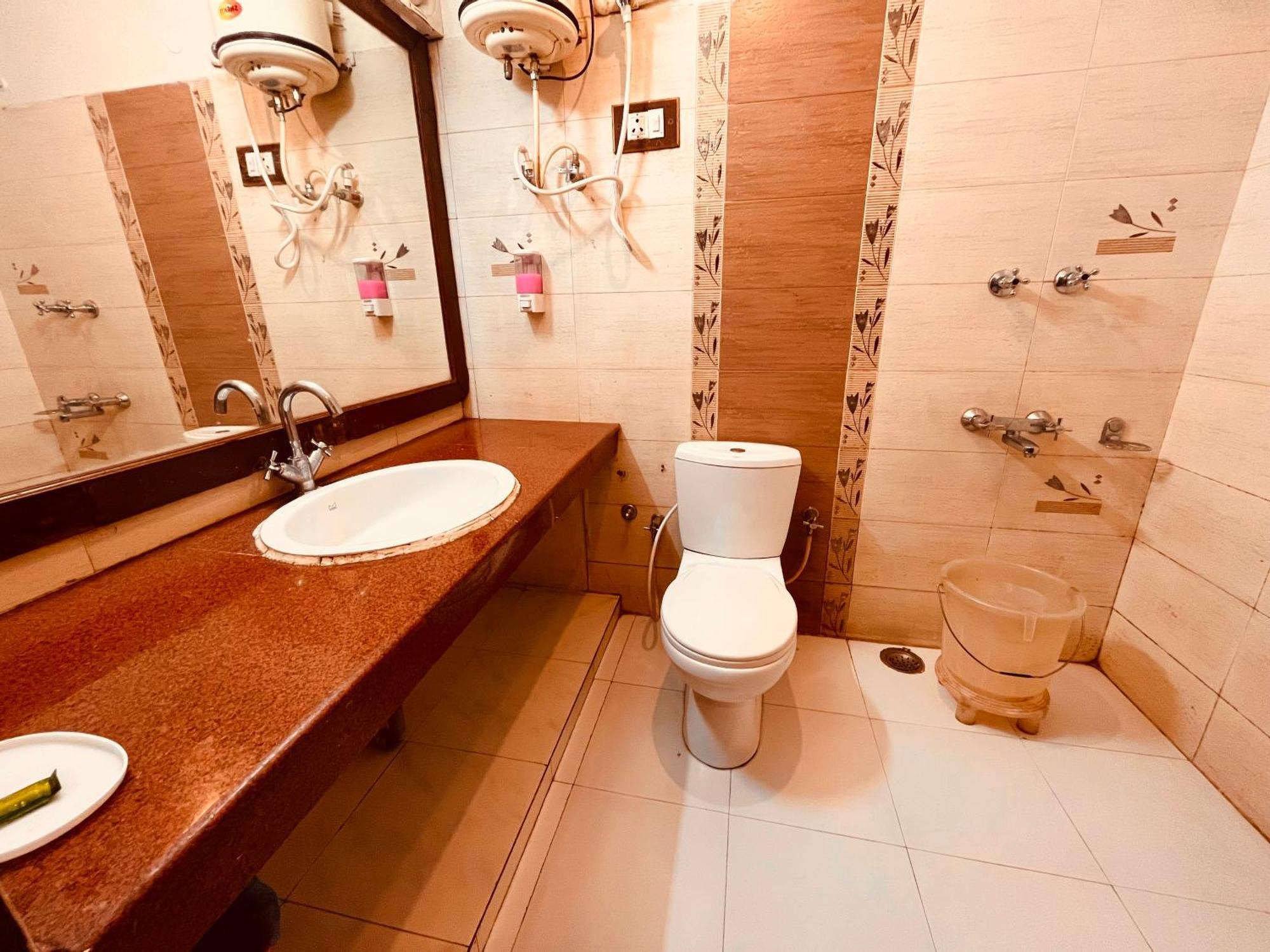 Hotel The North Wind In City Center, Manali المظهر الخارجي الصورة